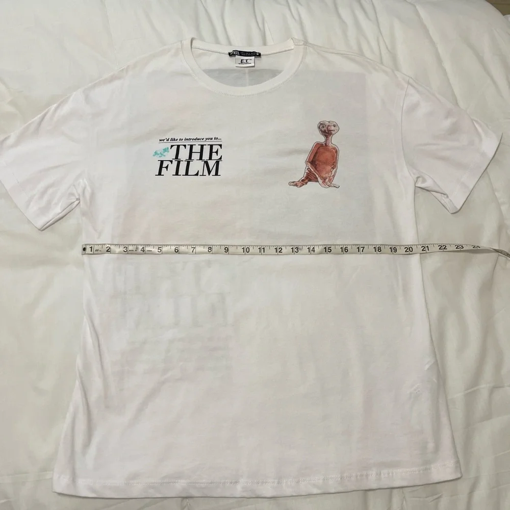 E. T. The Extra Terrestrial movie White T shirt  Sleeve Tee size Large - Picture 3 of 7
